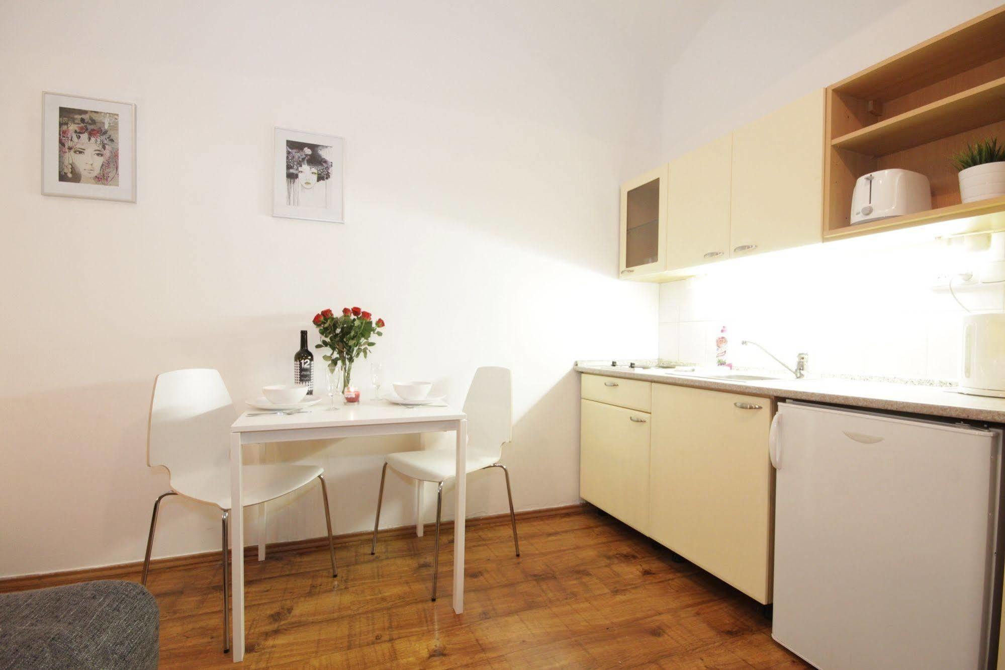 Prague Central Residence Apartment *